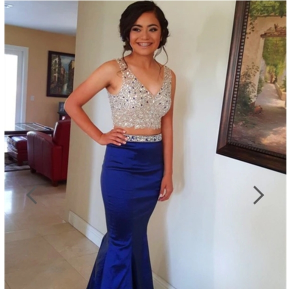 Dress - Picture 3 of 3